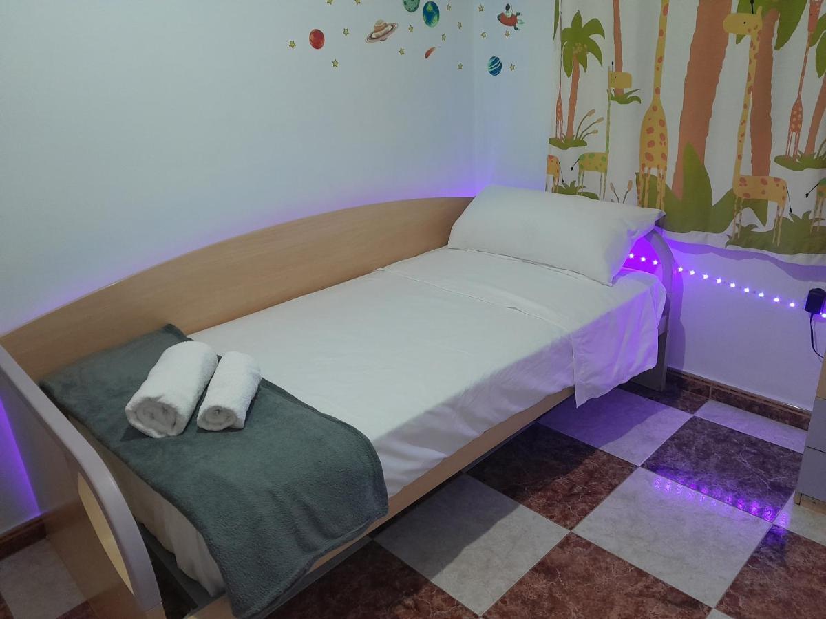 Apartament Disfruta De Un Barrio Tranquilo Alcalá de Guadaira Zewnętrze zdjęcie