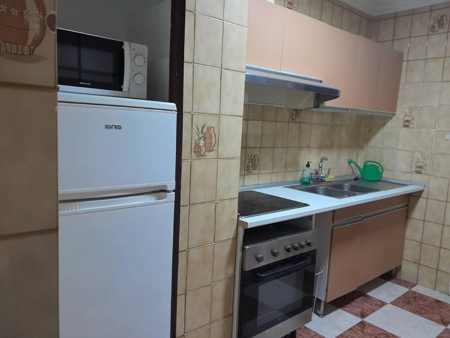 Apartament Disfruta De Un Barrio Tranquilo Alcalá de Guadaira Zewnętrze zdjęcie