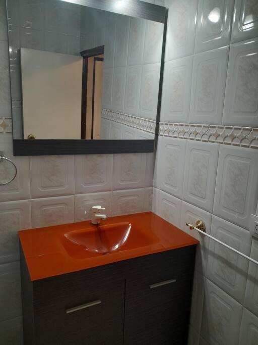 Apartament Disfruta De Un Barrio Tranquilo Alcalá de Guadaira Zewnętrze zdjęcie